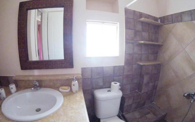 Arapakis Apartment