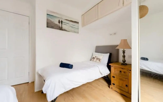 Stunning 2-bed Apartment in Dartford
