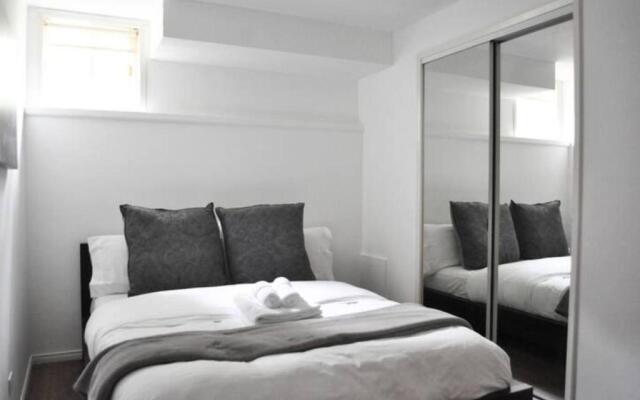 Cozy 1 BD Suite Centrally Located North Vancouver