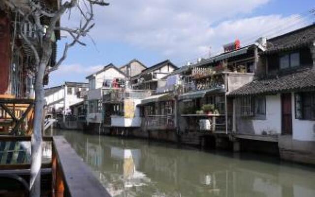 Zhujiajiao Qingyou House