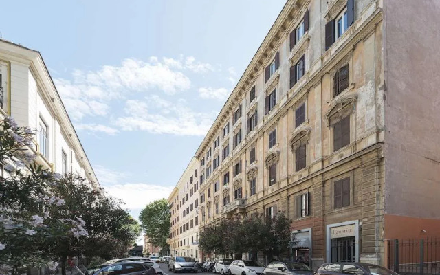 Vittorio Emanuele Apartment