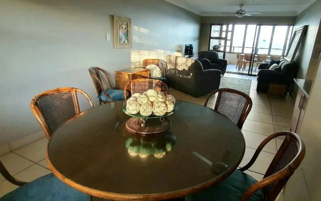 Juanita 202 Margate North Beach