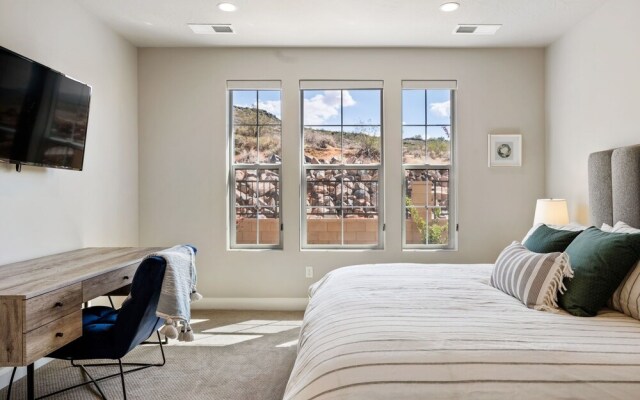 Sunnyside Retreat at Escondido by RedAwning