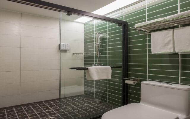 Green Tree Inn Yangzhou Wanda Express Hotel