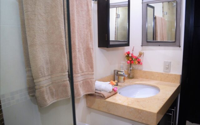 Bella Loma 203 - Condo Breezy Palm by MDR