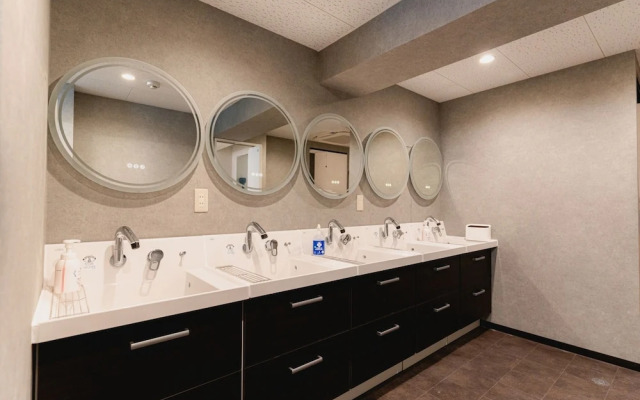 Guesthouse Akasaka - Hostel