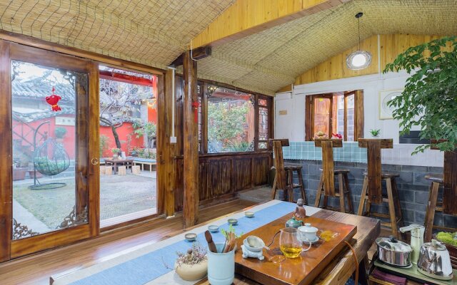 Lijiang Buwuzhai Hostel