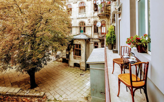 Family apartments in Lviv center with balcony