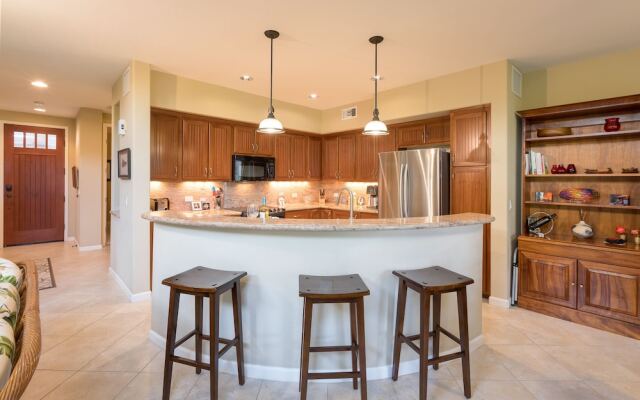 Leilani 3 Bedrooms 3 Bathrooms Condo