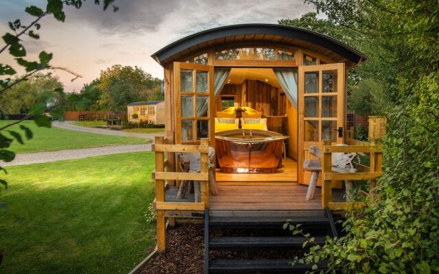 Ashwood Shepherd Hut