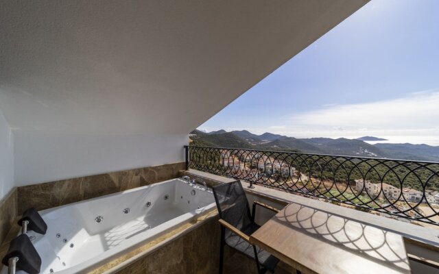 Gorgeous Flat With Sea View Jacuzzi in Antalya Kas