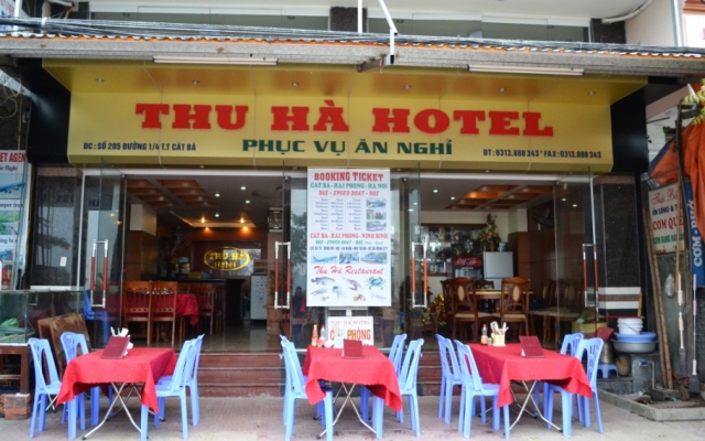 Thu Ha Hotel Catba