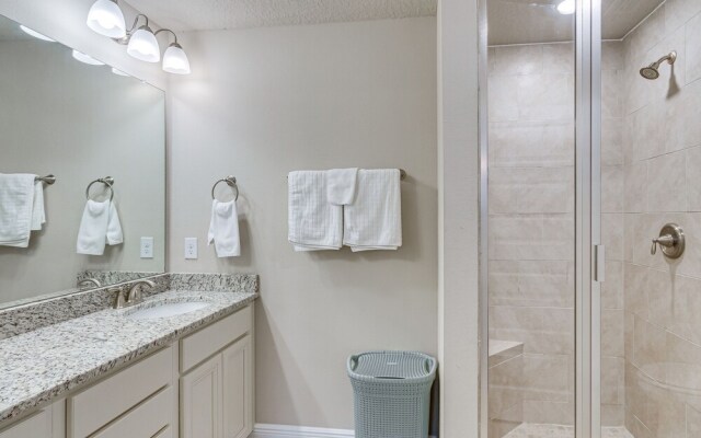 Pensacola Vacation Rental w/ Community Pool!