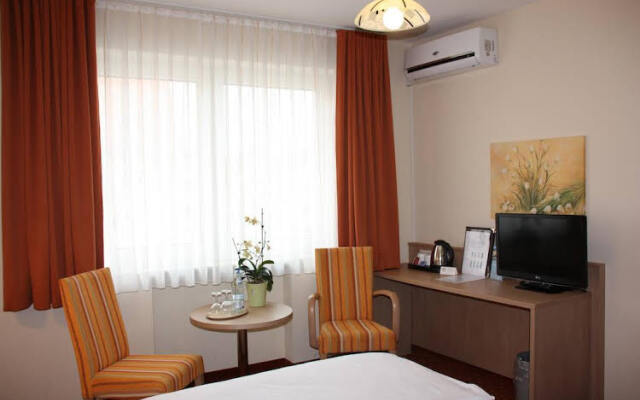 Hotel Touristik