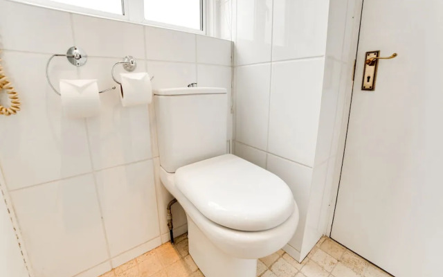 OYO London Lodge