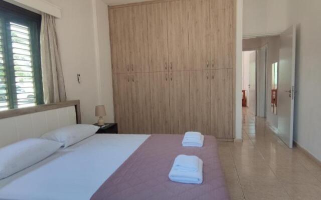 oasis nature almond house