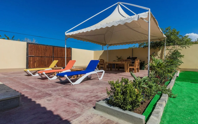 Rooi Santo Residence