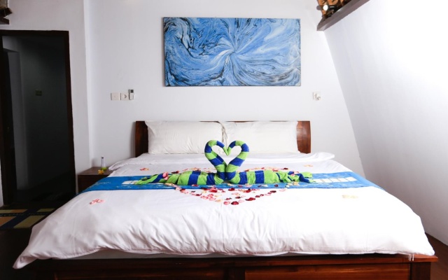 Tiga Kelapa Villa – Guest Rooms – Kuta