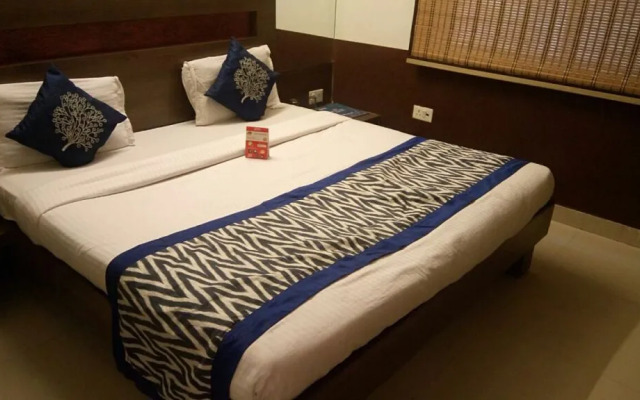 Hotel Paras
