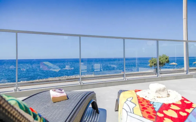 Madeira Beach House in Madalena do Mar