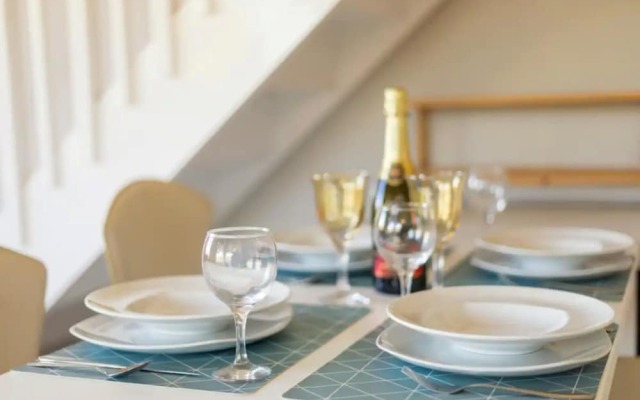 Govino Bay Luxury Beach Loft Apartment