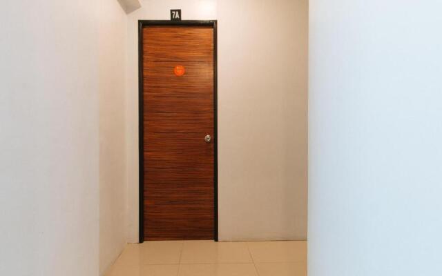 RedDoorz near Quiapo Church Manila