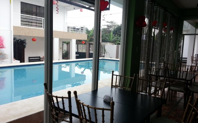 Modern Peak Suites and Private Resort