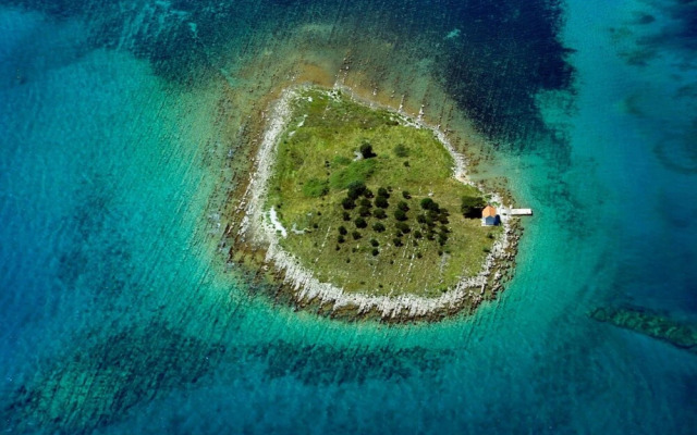 Pool Apartment Bakija 2