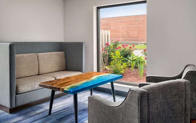 La Quinta Inn by Wyndham Columbus Airport Area