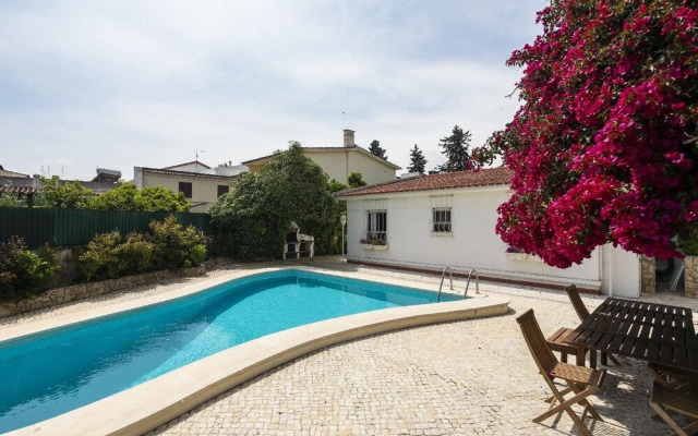 Villa Aroeira With Pool By Homing