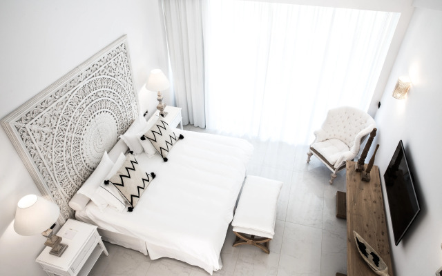 Abaton Island Resort & Spa