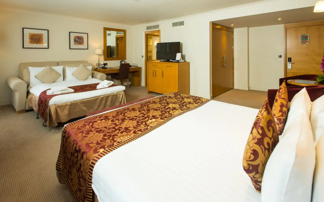 The Park City Grand Plaza Kensington