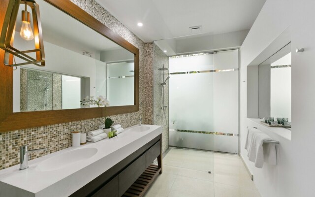 Esprit 9 Palm Cove