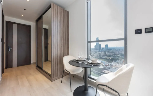 Sleek Studio in Jumeirah Village Triangle