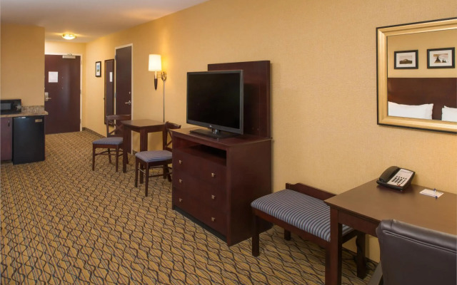 Glacier Peaks Hotel