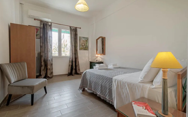 Charming Central Corfu Apartment