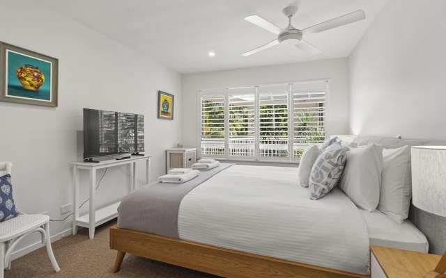 Sunshine Vista – Guest Rooms – Sunshine Beach