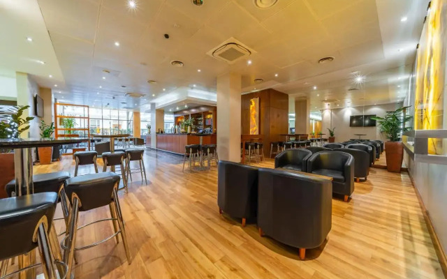 Отель Central Park