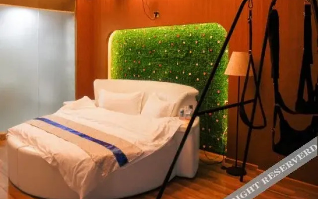 Prague Couples' Themed Hotel