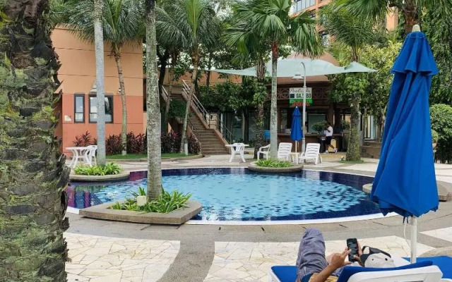 Raintree Service Suite At Times Square Kl