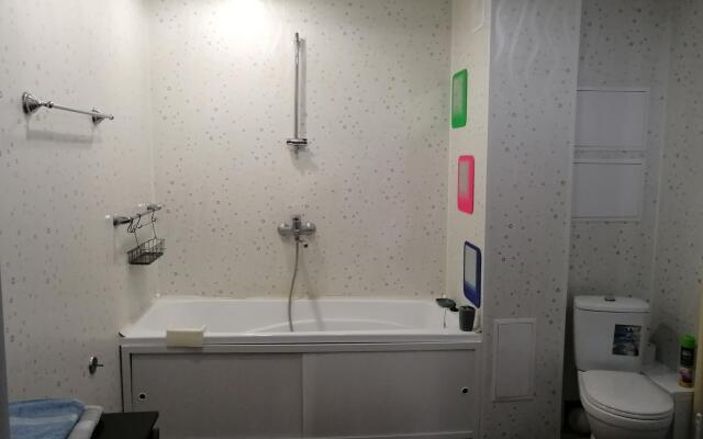 Апартаменты ТРЁШКА на улице Строителей 35