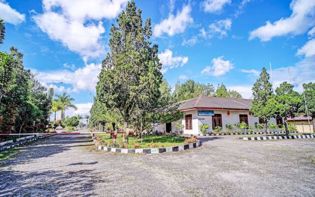 Capital O 92214 Beristera Hotel