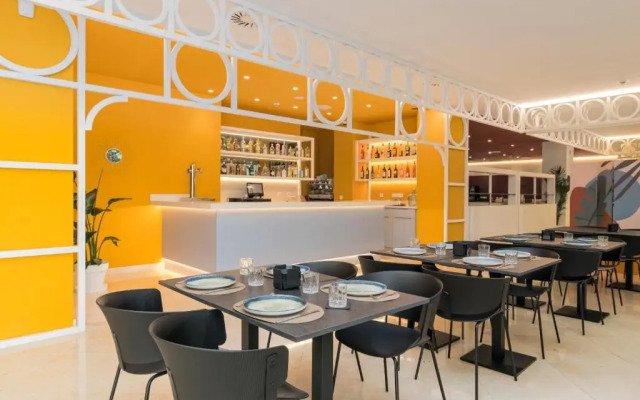 Hotel Puerta Santander