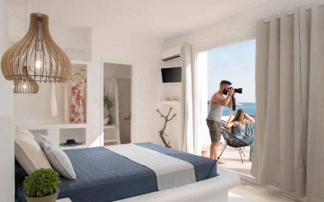 Manios Suites