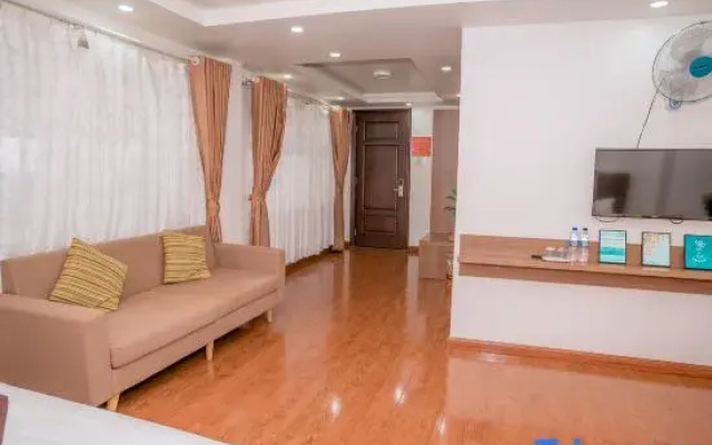 Sky House Hotel
