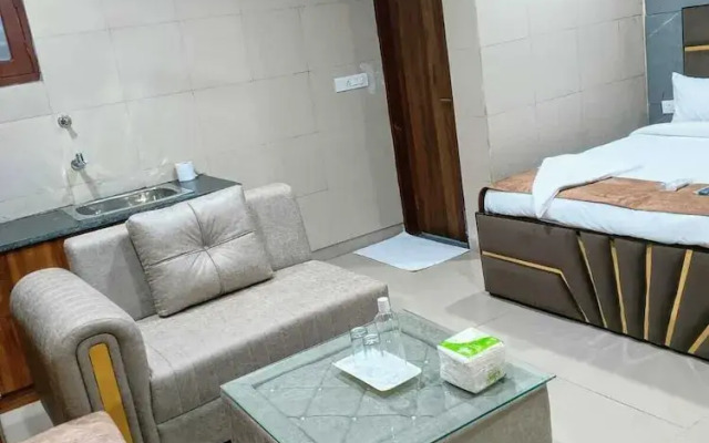 Soooper Hotel