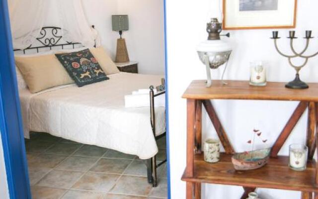 Evilio Houses