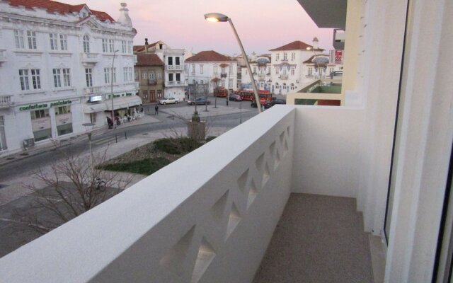 Aveiro White House