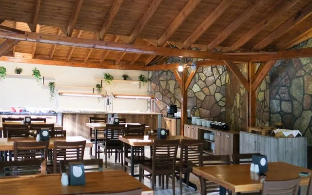 Woodline Hotel