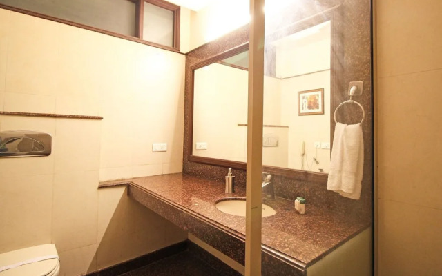 Parkland Chirag Enclave
